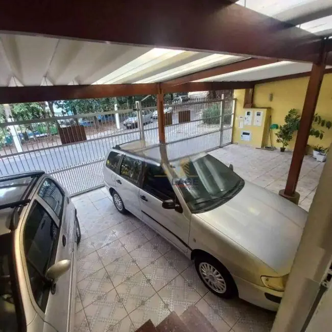 Foto 3 de Casa com 3 quartos à venda, 262m2 em Jardim Marisa, São Paulo - SP