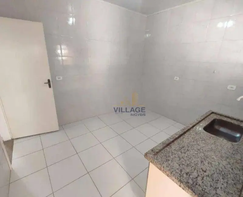 Foto 4 de Casa com 2 quartos à venda, 300m2 em Vila dos Remédios, São Paulo - SP