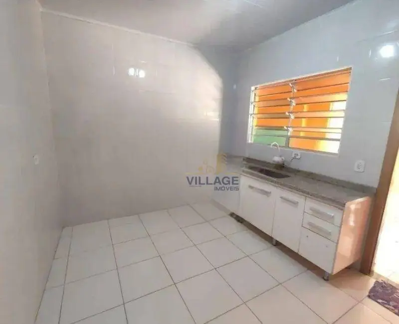 Foto 3 de Casa com 2 quartos à venda, 300m2 em Vila dos Remédios, São Paulo - SP