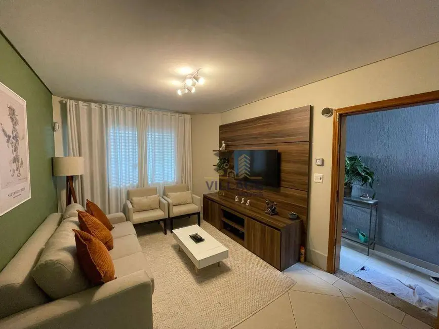 Sobrado com 3 quartos à venda, 125m2 em Vila Santa Edwiges, São Paulo - SP - imagem 1 Foto 1 de Sobrado com 3 quartos à venda, 125m2 em Vila Santa Edwiges, São Paulo - SP