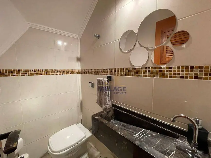 Sobrado com 3 quartos à venda, 125m2 em Vila Santa Edwiges, São Paulo - SP - imagem 5 Foto 5 de Sobrado com 3 quartos à venda, 125m2 em Vila Santa Edwiges, São Paulo - SP