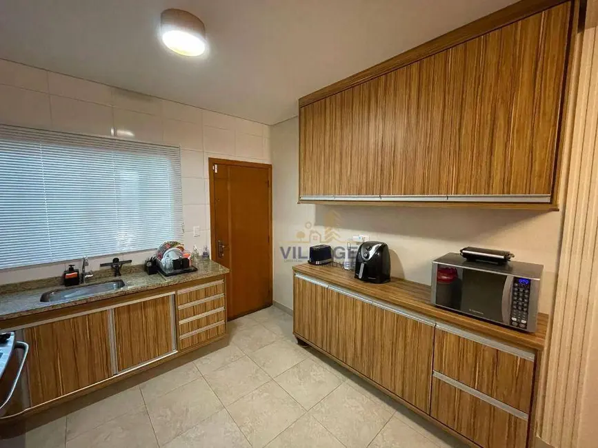 Sobrado com 3 quartos à venda, 125m2 em Vila Santa Edwiges, São Paulo - SP - imagem 8 Foto 8 de Sobrado com 3 quartos à venda, 125m2 em Vila Santa Edwiges, São Paulo - SP