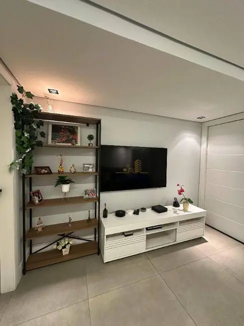 Sobrado com 3 quartos à venda, 166m2 em Conjunto Residencial Vista Verde, São Paulo - SP - imagem 3 Foto 3 de Sobrado com 3 quartos à venda, 166m2 em Conjunto Residencial Vista Verde, São Paulo - SP