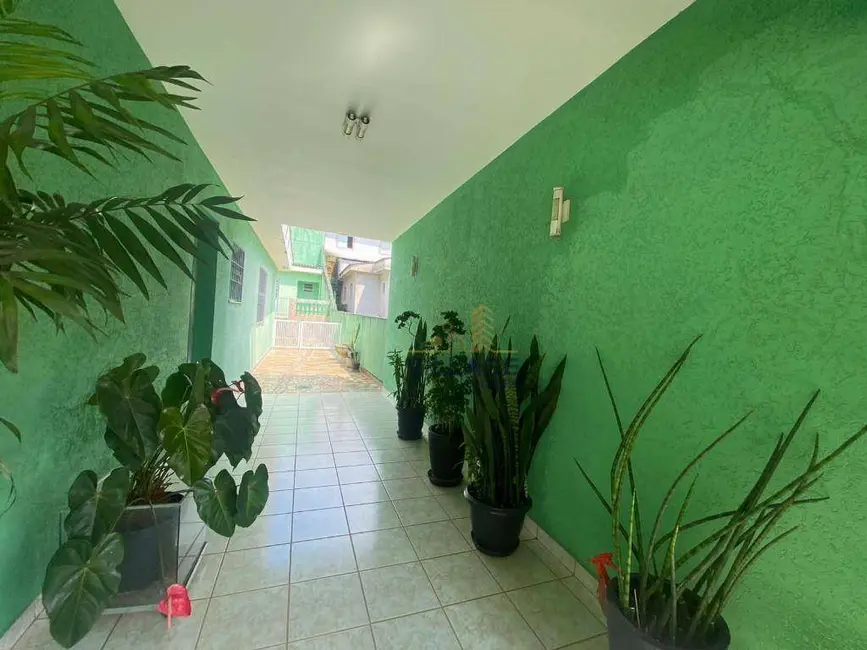 Foto 3 de Casa com 2 quartos à venda, 300m2 em Jardim Marisa, São Paulo - SP