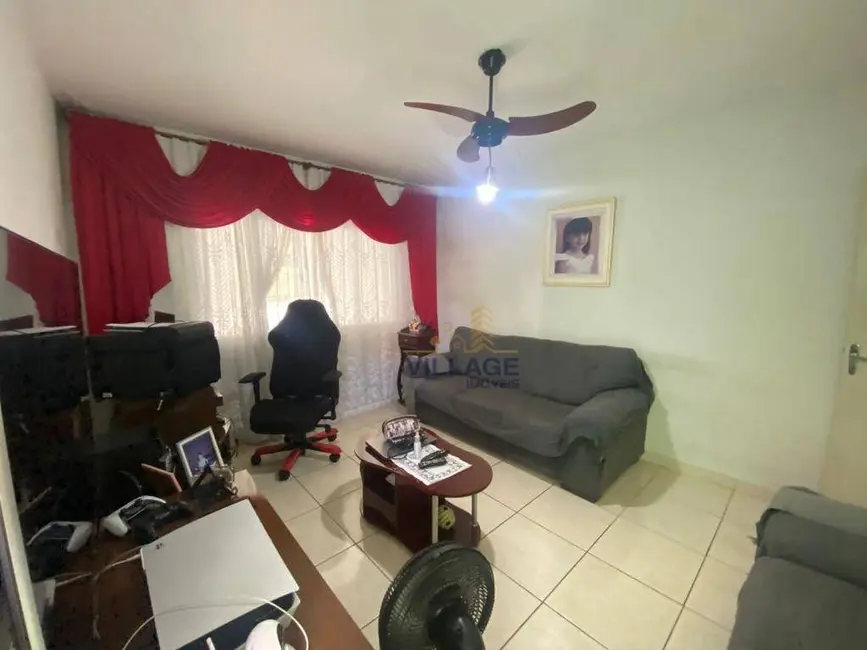 Foto 5 de Casa com 2 quartos à venda, 300m2 em Jardim Marisa, São Paulo - SP