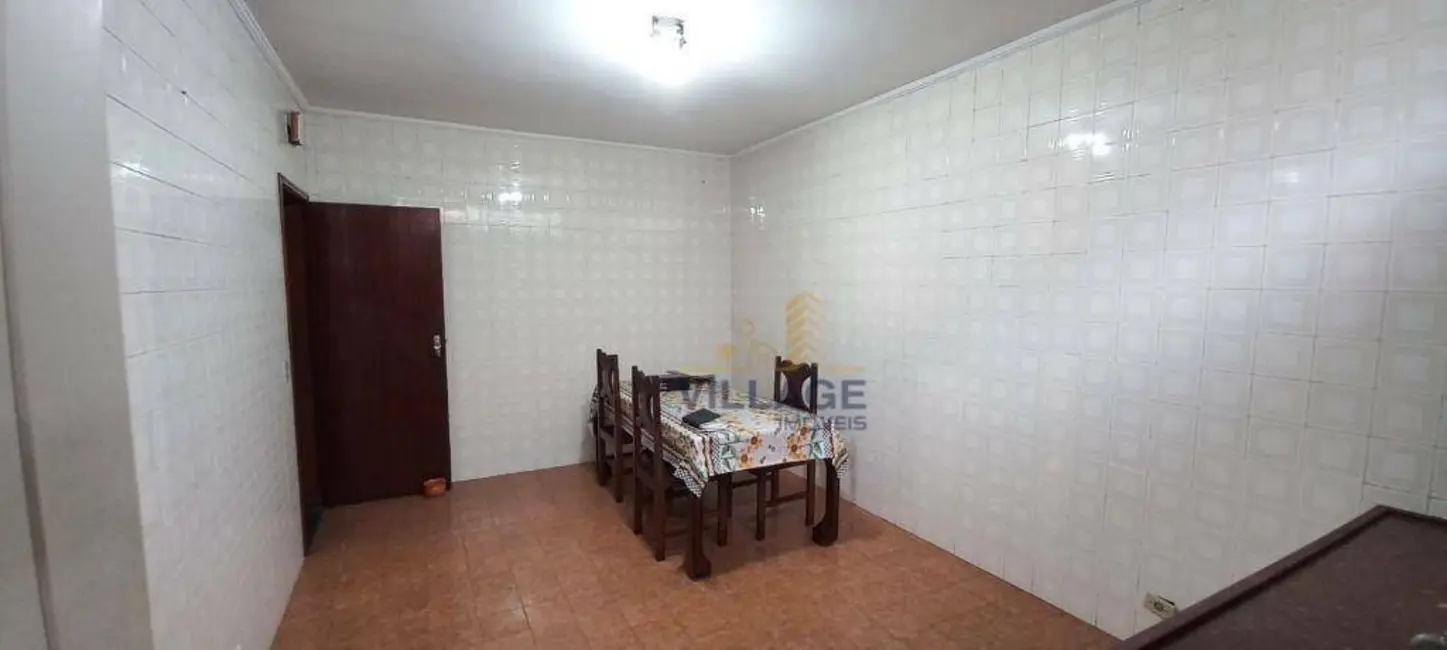 Casa com 2 quartos à venda, 250m2 em Jardim Marisa, São Paulo - SP - imagem 8 Foto 8 de Casa com 2 quartos à venda, 250m2 em Jardim Marisa, São Paulo - SP