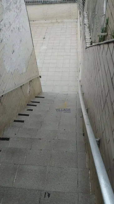 Foto 4 de Casa com 2 quartos à venda, 150m2 em Ayrosa, Osasco - SP