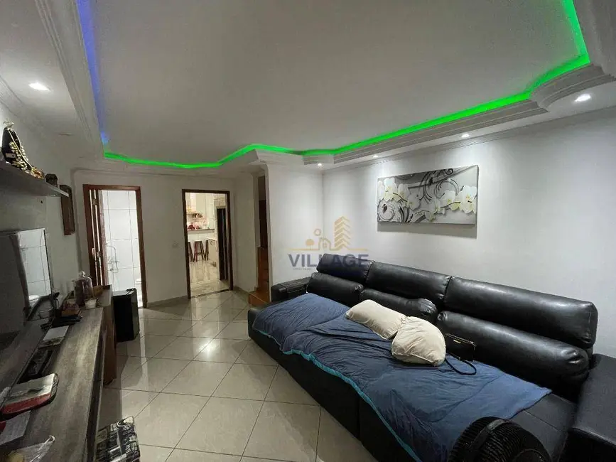 Sobrado com 3 quartos à venda, 88m2 em Conjunto Residencial Vista Verde, São Paulo - SP - imagem 5 Foto 5 de Sobrado com 3 quartos à venda, 88m2 em Conjunto Residencial Vista Verde, São Paulo - SP