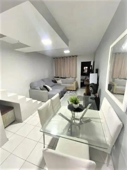 Foto 5 de Casa de Condomínio com 2 quartos à venda, 72m2 em Vila Fanton, São Paulo - SP