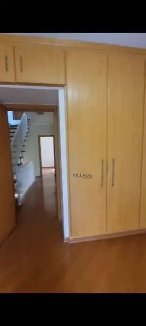 Sobrado com 3 quartos à venda, 150m2 em Vila Campesina, Osasco - SP - imagem 9 Foto 9 de Sobrado com 3 quartos à venda, 150m2 em Vila Campesina, Osasco - SP