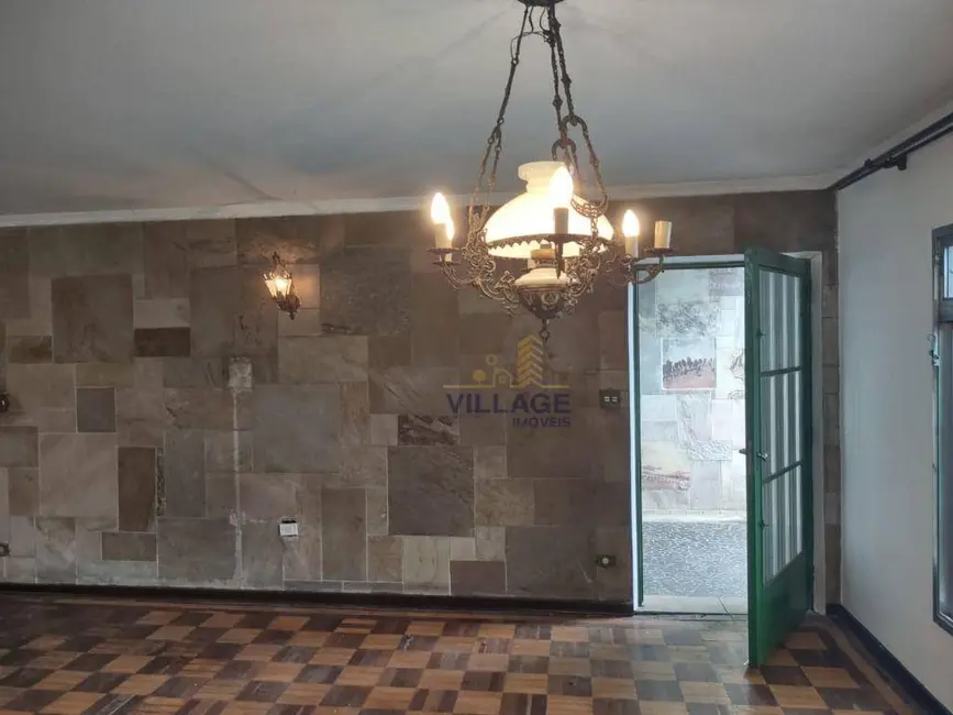 Sobrado com 3 quartos à venda, 328m2 em Parque São Domingos, São Paulo - SP - imagem 5 Foto 5 de Sobrado com 3 quartos à venda, 328m2 em Parque São Domingos, São Paulo - SP