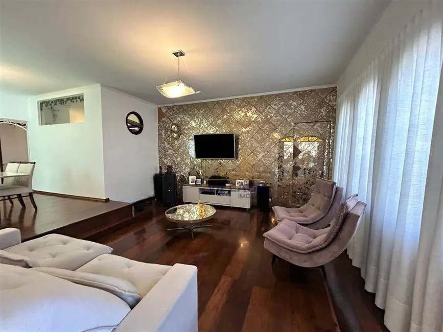 Casa com 3 quartos à venda e para alugar, 420m2 em City América, São Paulo - SP - imagem 3 Foto 3 de Casa com 3 quartos à venda e para alugar, 420m2 em City América, São Paulo - SP