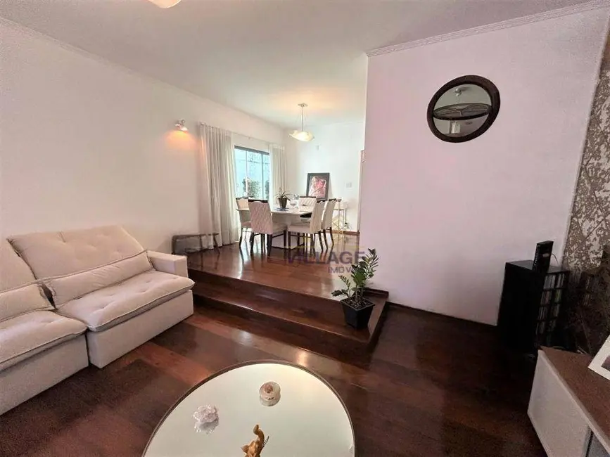 Casa com 3 quartos à venda e para alugar, 420m2 em City América, São Paulo - SP - imagem 4 Foto 4 de Casa com 3 quartos à venda e para alugar, 420m2 em City América, São Paulo - SP