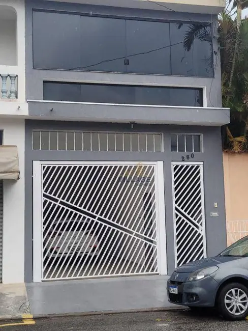 Foto 1 de Sobrado com 3 quartos à venda e para alugar, 132m2 em Jardim Santa Fé (Zona Oeste), São Paulo - SP