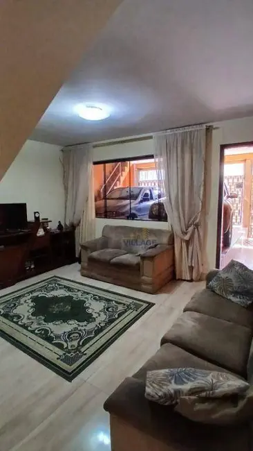 Sobrado com 3 quartos à venda, 110m2 em Jardim Mangalot, São Paulo - SP - imagem 3 Foto 3 de Sobrado com 3 quartos à venda, 110m2 em Jardim Mangalot, São Paulo - SP