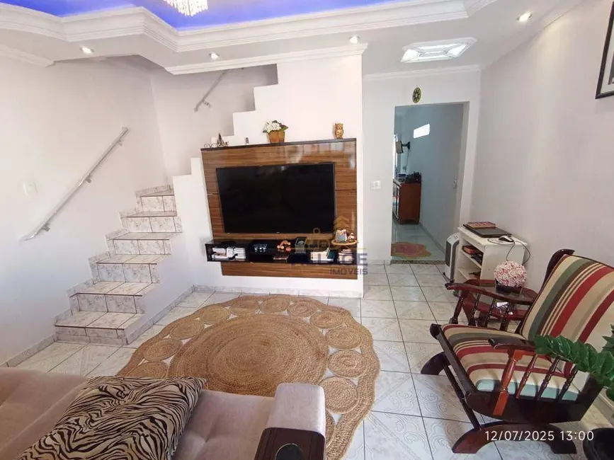 Sobrado com 3 quartos à venda, 223m2 em Jardim Jaraguá, São Paulo - SP - imagem 6 Foto 6 de Sobrado com 3 quartos à venda, 223m2 em Jardim Jaraguá, São Paulo - SP