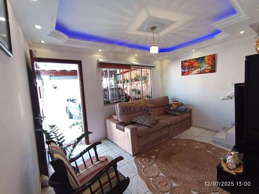 Sobrado com 3 quartos à venda, 223m2 em Jardim Jaraguá, São Paulo - SP - imagem 7 Foto 7 de Sobrado com 3 quartos à venda, 223m2 em Jardim Jaraguá, São Paulo - SP