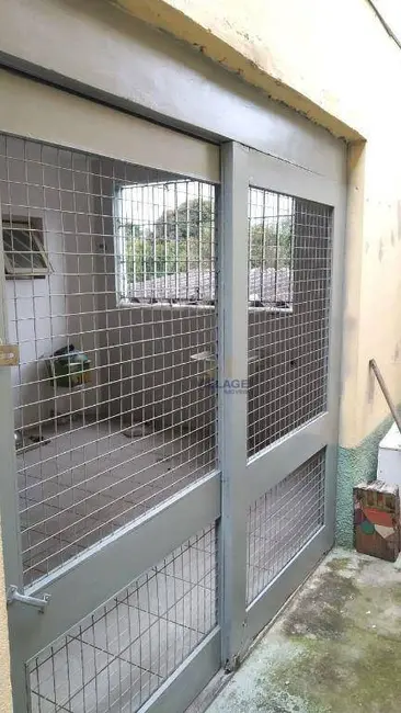 Foto 3 de Casa com 2 quartos para alugar, 60m2 em Parque Maria Domitila, São Paulo - SP