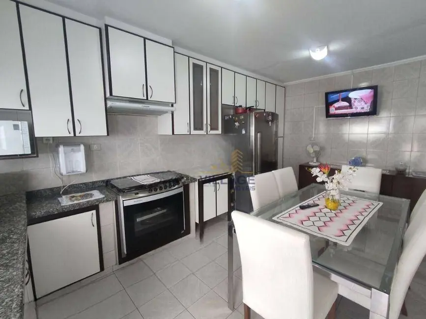 Foto 7 de Casa com 2 quartos à venda, 330m2 em Parque Maria Domitila, São Paulo - SP