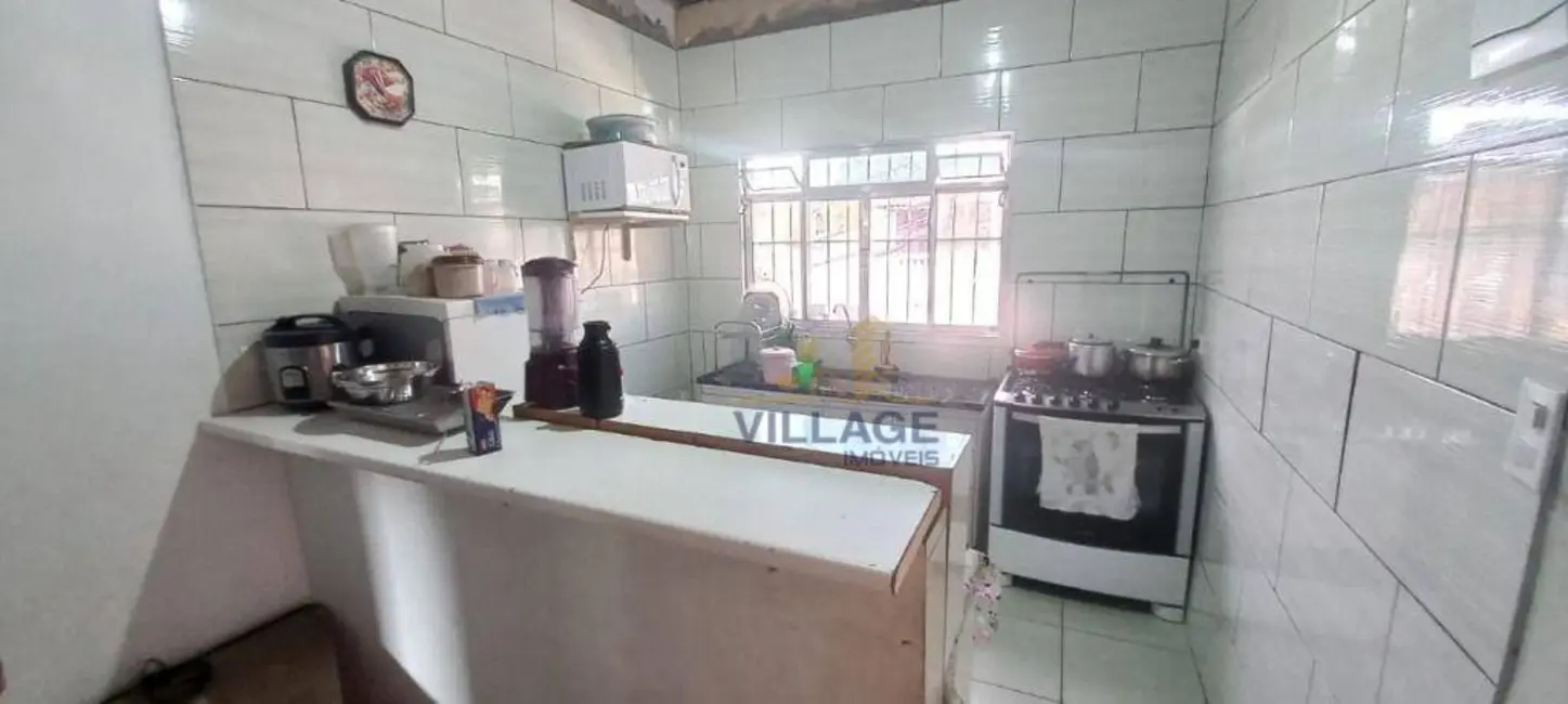 Foto 4 de Casa com 3 quartos à venda, 250m2 em Jardim Santa Lucrécia, São Paulo - SP