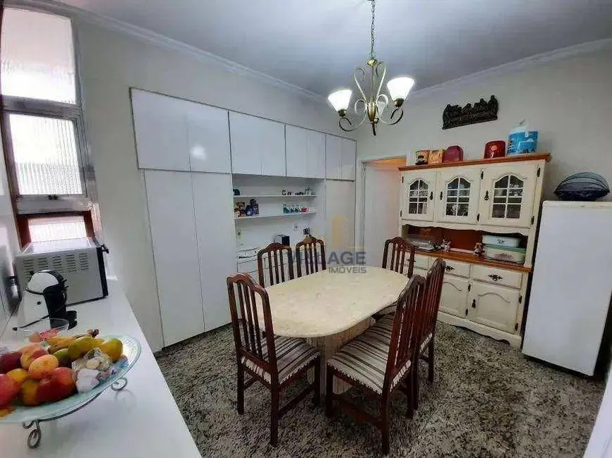 Casa com 4 quartos à venda, 468m2 em Alto da Lapa, São Paulo - SP - imagem 9 Foto 9 de Casa com 4 quartos à venda, 468m2 em Alto da Lapa, São Paulo - SP