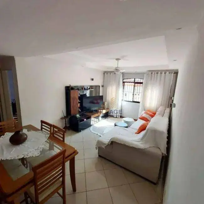 Casa com 3 quartos à venda, 200m2 em Vila Santa Edwiges, São Paulo - SP - imagem 5 Foto 5 de Casa com 3 quartos à venda, 200m2 em Vila Santa Edwiges, São Paulo - SP