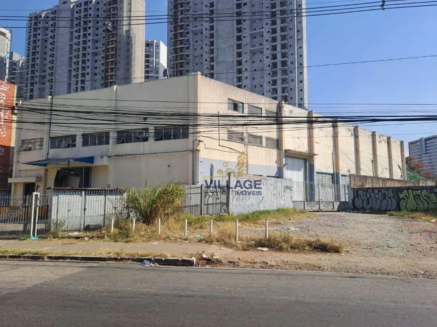Foto 2 de Terreno / Lote à venda, 2596m2 em Água Branca, São Paulo - SP