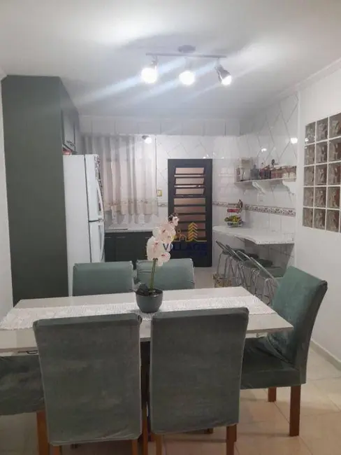 Foto 6 de Casa com 3 quartos à venda, 250m2 em Jardim Santa Fé (Zona Oeste), São Paulo - SP