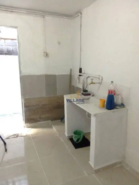 Foto 6 de Casa com 1 quarto para alugar, 30m2 em Vila Mangalot, São Paulo - SP