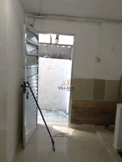 Foto 2 de Casa com 1 quarto para alugar, 30m2 em Vila Mangalot, São Paulo - SP