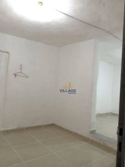 Foto 9 de Casa com 1 quarto para alugar, 30m2 em Vila Mangalot, São Paulo - SP