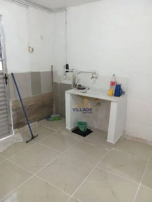 Foto 4 de Casa com 1 quarto para alugar, 30m2 em Vila Mangalot, São Paulo - SP