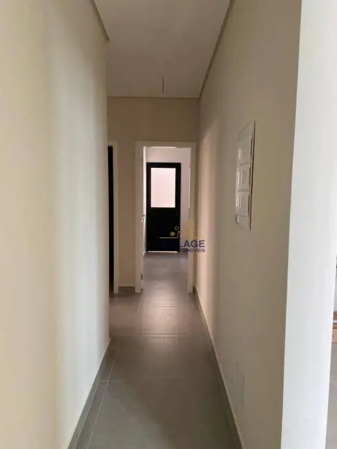 Casa de Condomínio com 3 quartos à venda, 250m2 em Sao Jose Dos Campos - SP - imagem 6 Foto 6 de Casa de Condomínio com 3 quartos à venda, 250m2 em Sao Jose Dos Campos - SP