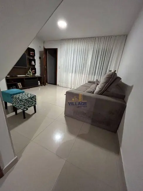 Sobrado com 2 quartos à venda, 100m2 em Jardim Mangalot, São Paulo - SP - imagem 2 Foto 2 de Sobrado com 2 quartos à venda, 100m2 em Jardim Mangalot, São Paulo - SP