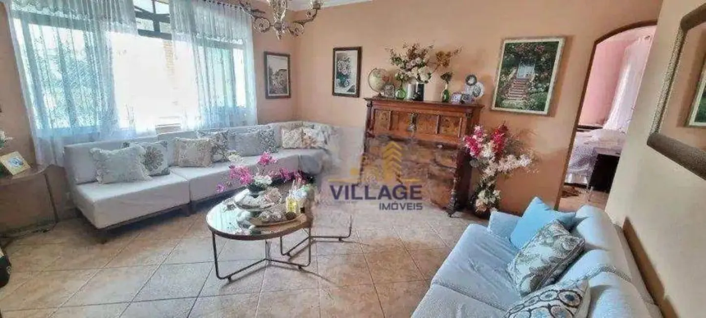 Foto 6 de Casa com 3 quartos à venda, 267m2 em Parque Maria Domitila, São Paulo - SP