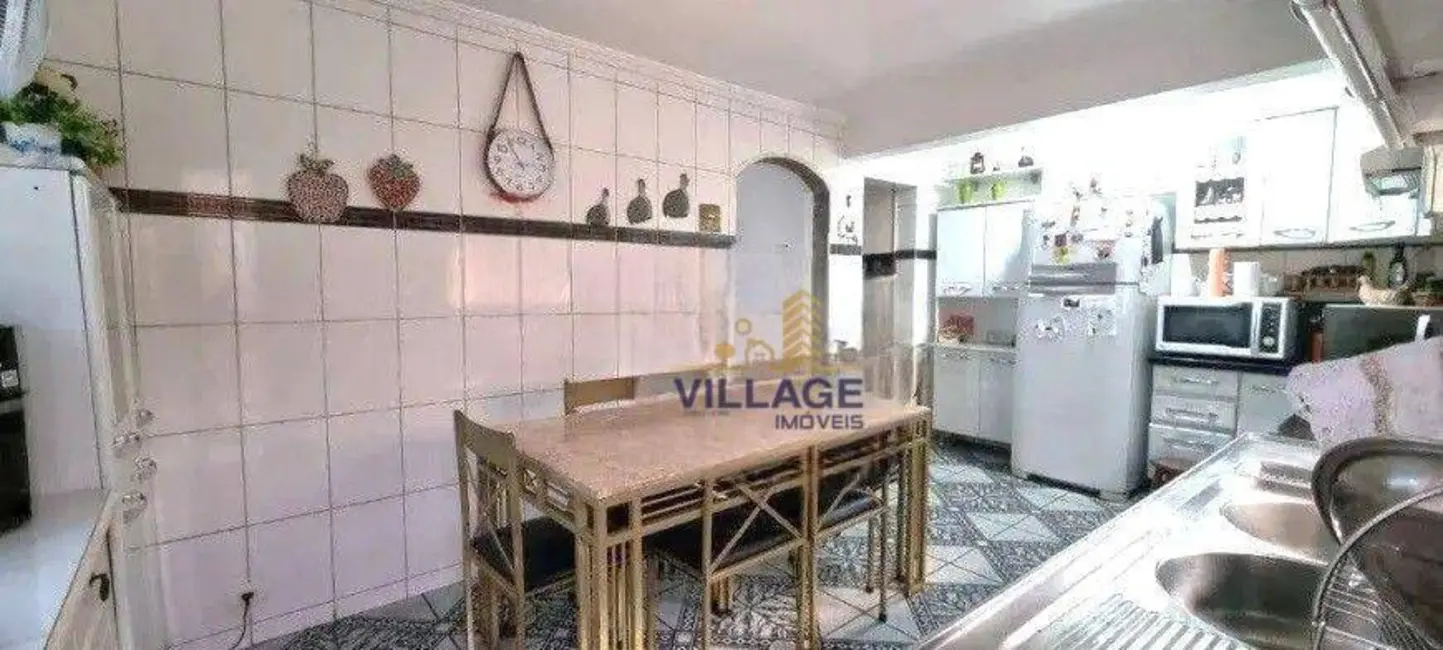 Foto 5 de Casa com 3 quartos à venda, 267m2 em Parque Maria Domitila, São Paulo - SP