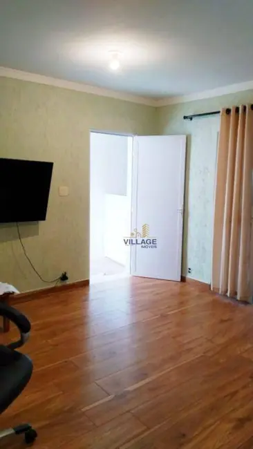 Casa com 2 quartos à venda, 250m2 em Jardim Britânia, São Paulo - SP - imagem 5 Foto 5 de Casa com 2 quartos à venda, 250m2 em Jardim Britânia, São Paulo - SP