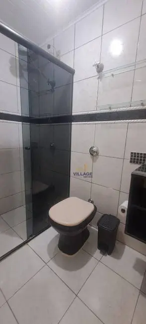 Foto 2 de Apartamento com 2 quartos à venda, 54m2 em Vila Pereira Cerca, São Paulo - SP