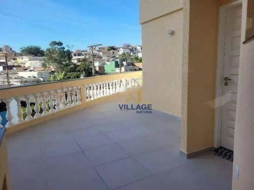 Foto 2 de Sobrado com 3 quartos à venda, 200m2 em Vila Mangalot, São Paulo - SP