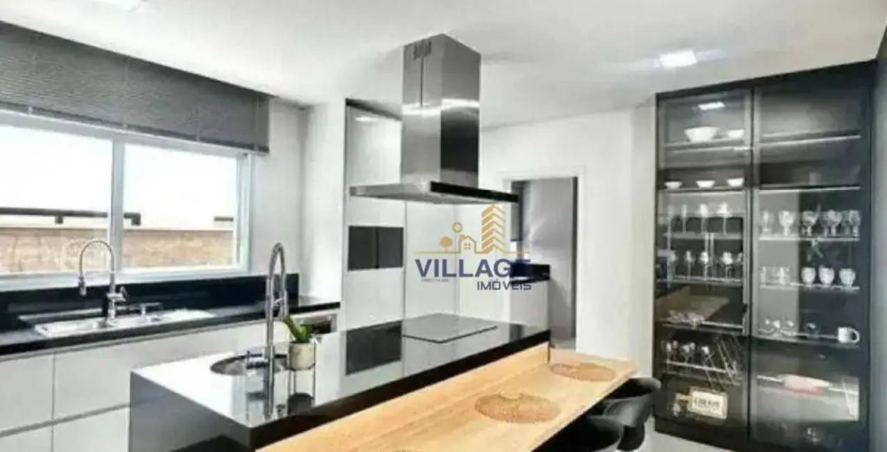 Foto 5 de Casa à venda em Santana De Parnaiba - SP