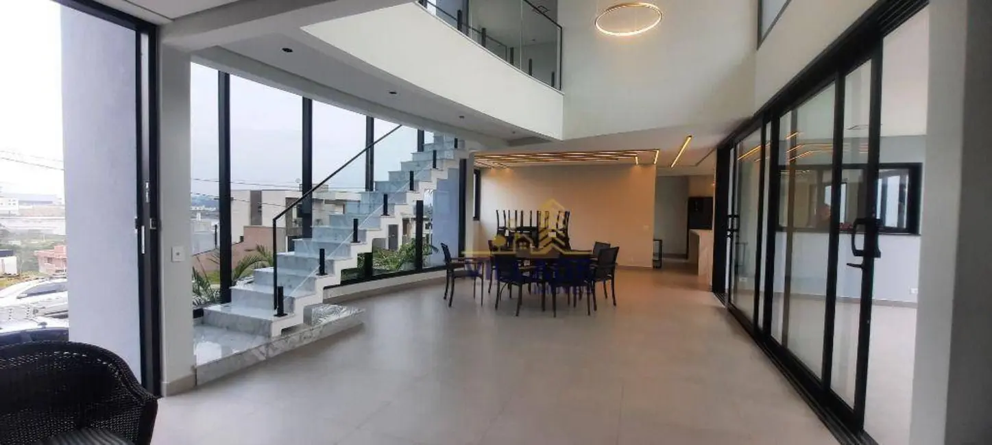 Casa de Condomínio com 5 quartos à venda, 640m2 em Nova Caieiras, Caieiras - SP - imagem 5 Foto 5 de Casa de Condomínio com 5 quartos à venda, 640m2 em Nova Caieiras, Caieiras - SP