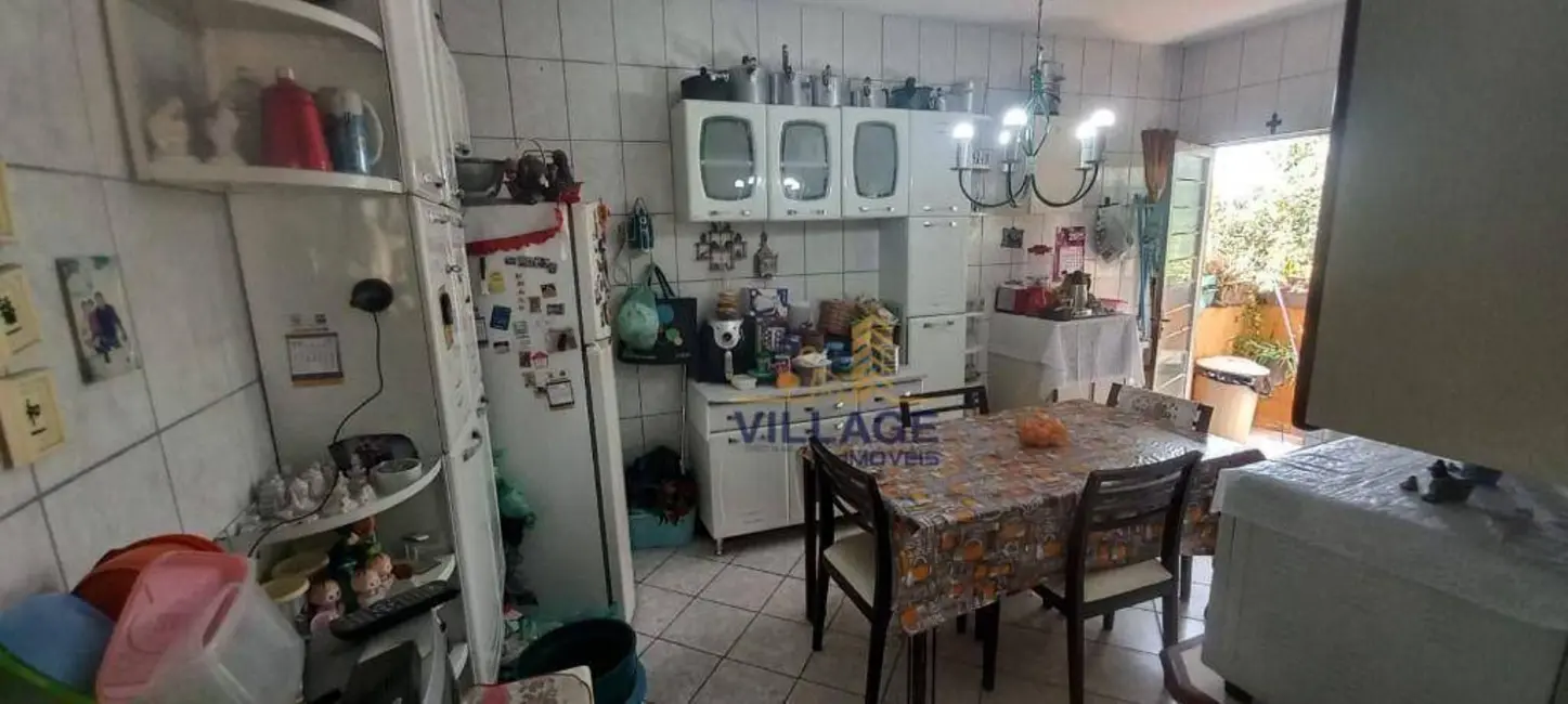Foto 5 de Casa com 2 quartos à venda, 250m2 em Jardim Santa Lucrécia, São Paulo - SP