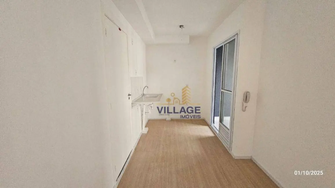 Foto 3 de Apartamento com 2 quartos à venda, 34m2 em Vila Pereira Barreto, São Paulo - SP