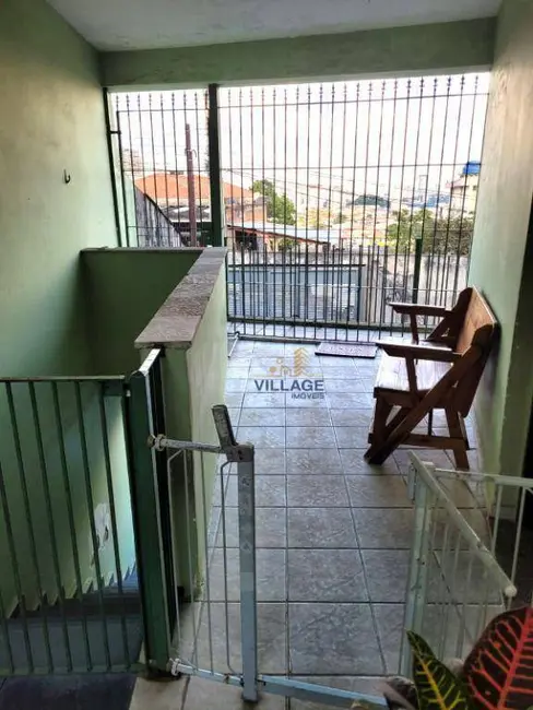Casa com 2 quartos à venda, 172m2 em Ayrosa, Osasco - SP - imagem 4 Foto 4 de Casa com 2 quartos à venda, 172m2 em Ayrosa, Osasco - SP