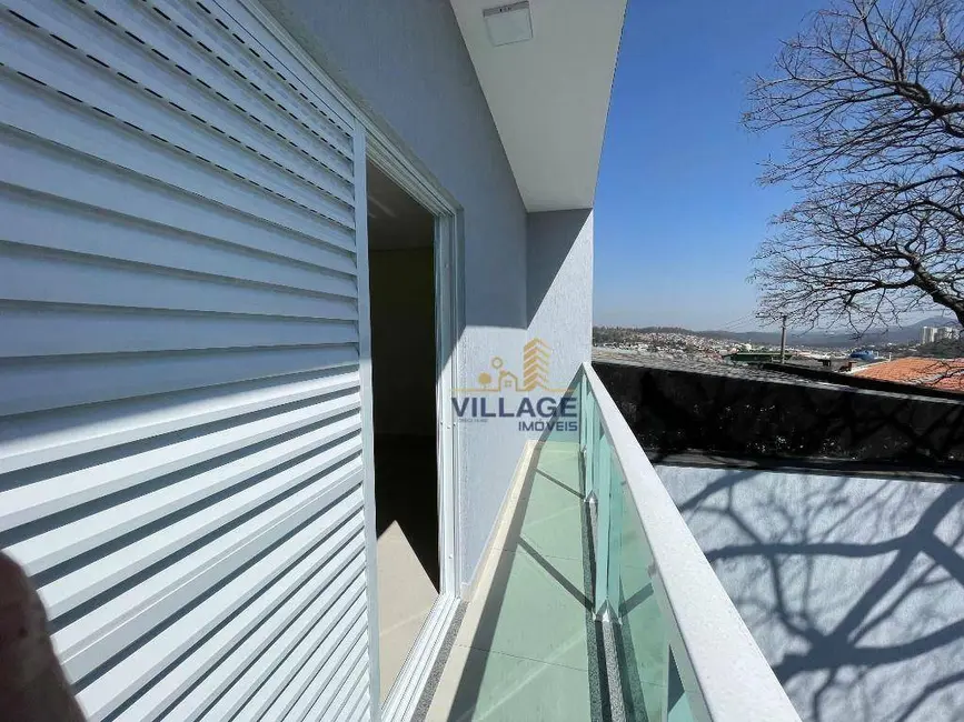 Foto 7 de Sobrado com 3 quartos à venda e para alugar, 330m2 em Vila Fanton, São Paulo - SP