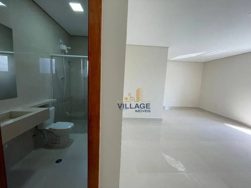 Foto 9 de Sobrado com 3 quartos à venda e para alugar, 330m2 em Vila Fanton, São Paulo - SP