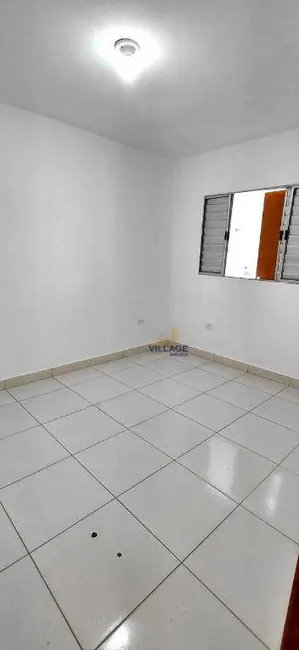 Casa com 2 quartos para alugar, 45m2 em Parque Anhangüera (São Domingos), São Paulo - SP - imagem 6 Foto 6 de Casa com 2 quartos para alugar, 45m2 em Parque Anhangüera (São Domingos), São Paulo - SP