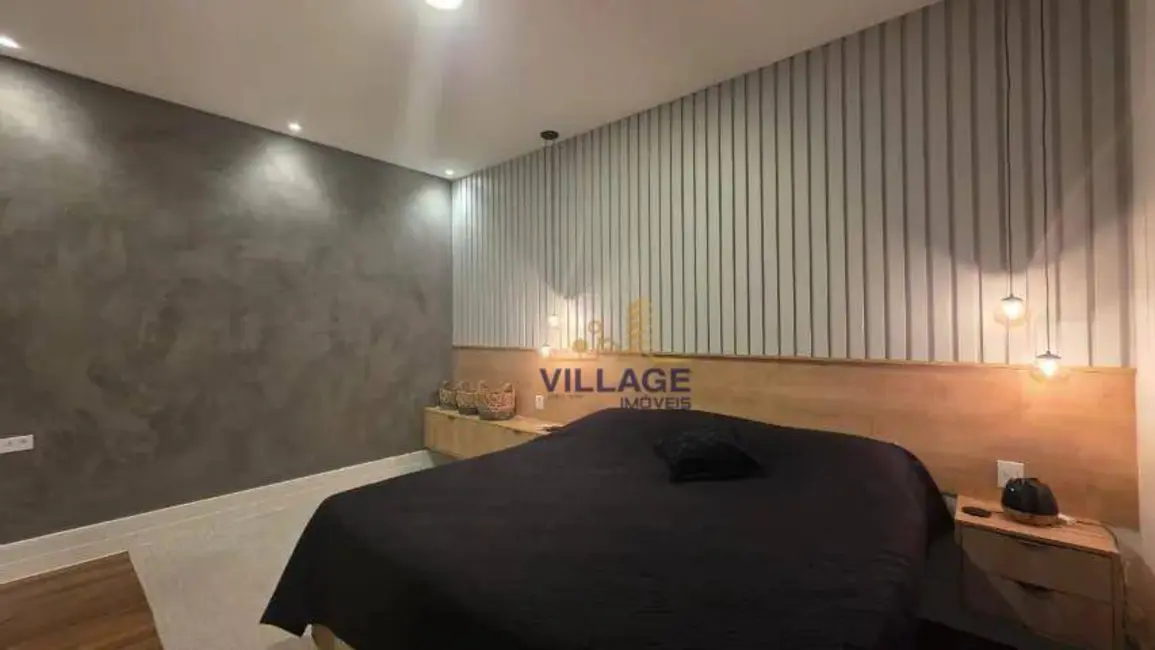 Foto 3 de Casa de Condomínio com 3 quartos à venda, 320m2 em Santana De Parnaiba - SP