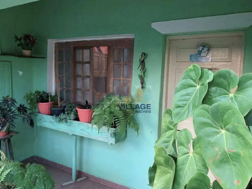 Foto 2 de Casa com 5 quartos à venda, 250m2 em Ayrosa, Osasco - SP