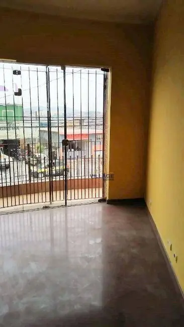 Casa com 3 quartos para alugar, 60m2 em Ayrosa, Osasco - SP - imagem 9 Foto 9 de Casa com 3 quartos para alugar, 60m2 em Ayrosa, Osasco - SP